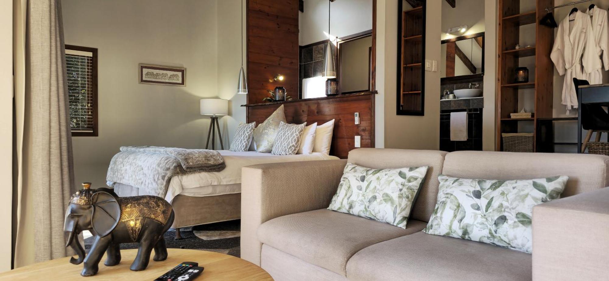 Elephant Hide Of Knysna Guest Lodge Bagian luar foto