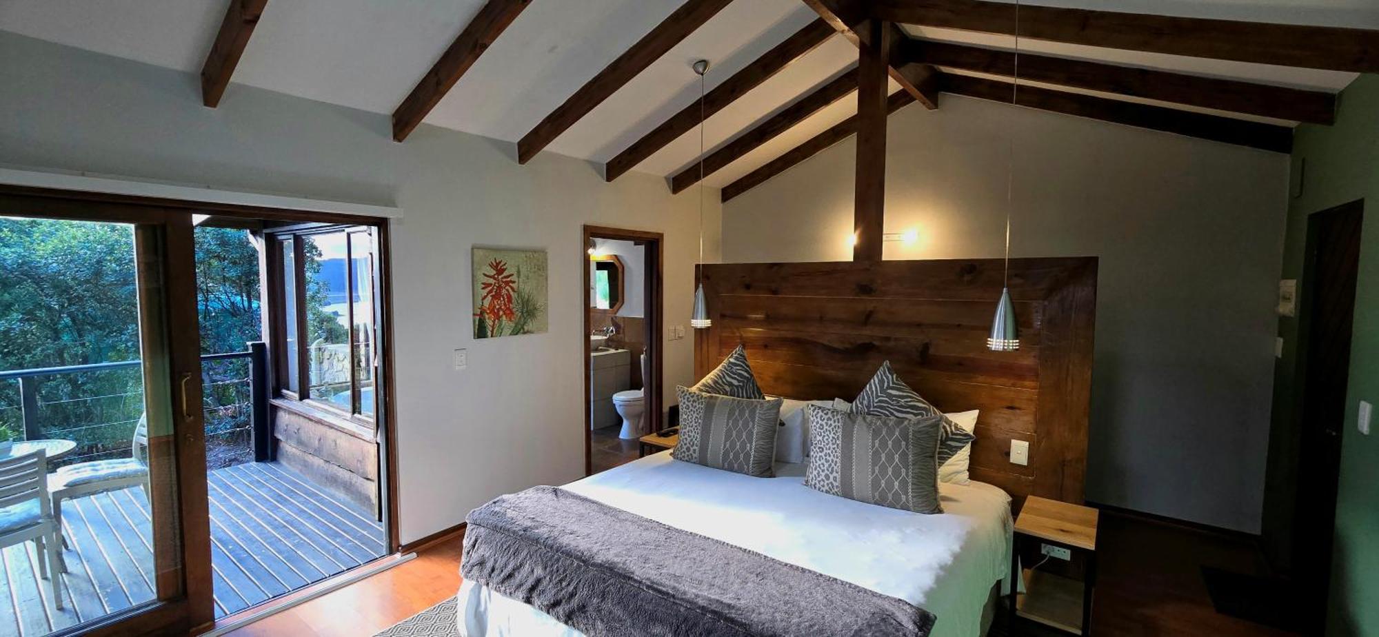 Elephant Hide Of Knysna Guest Lodge Bagian luar foto