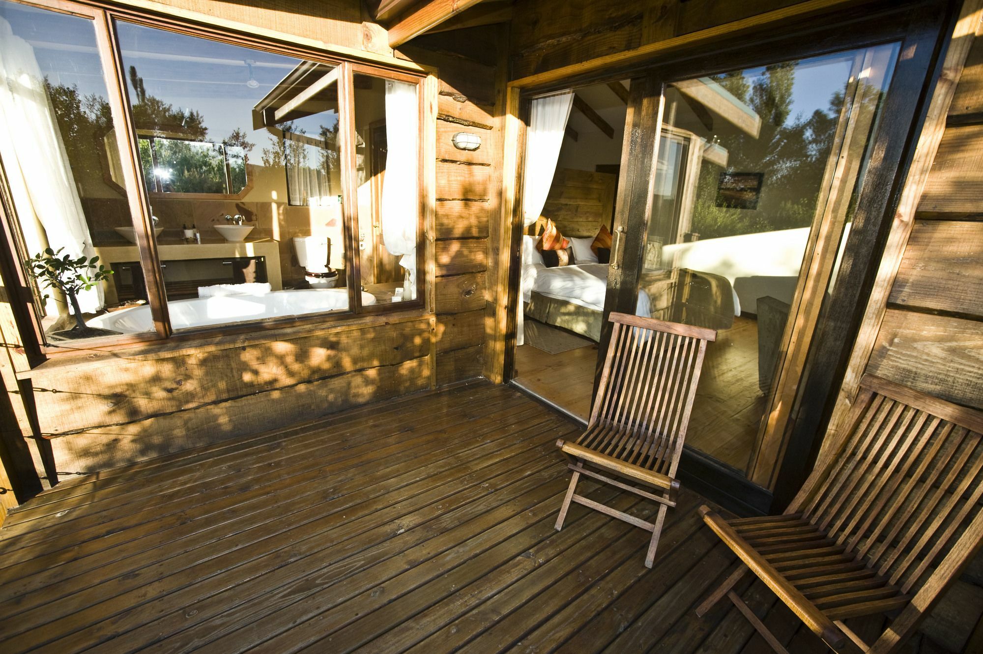 Elephant Hide Of Knysna Guest Lodge Bagian luar foto
