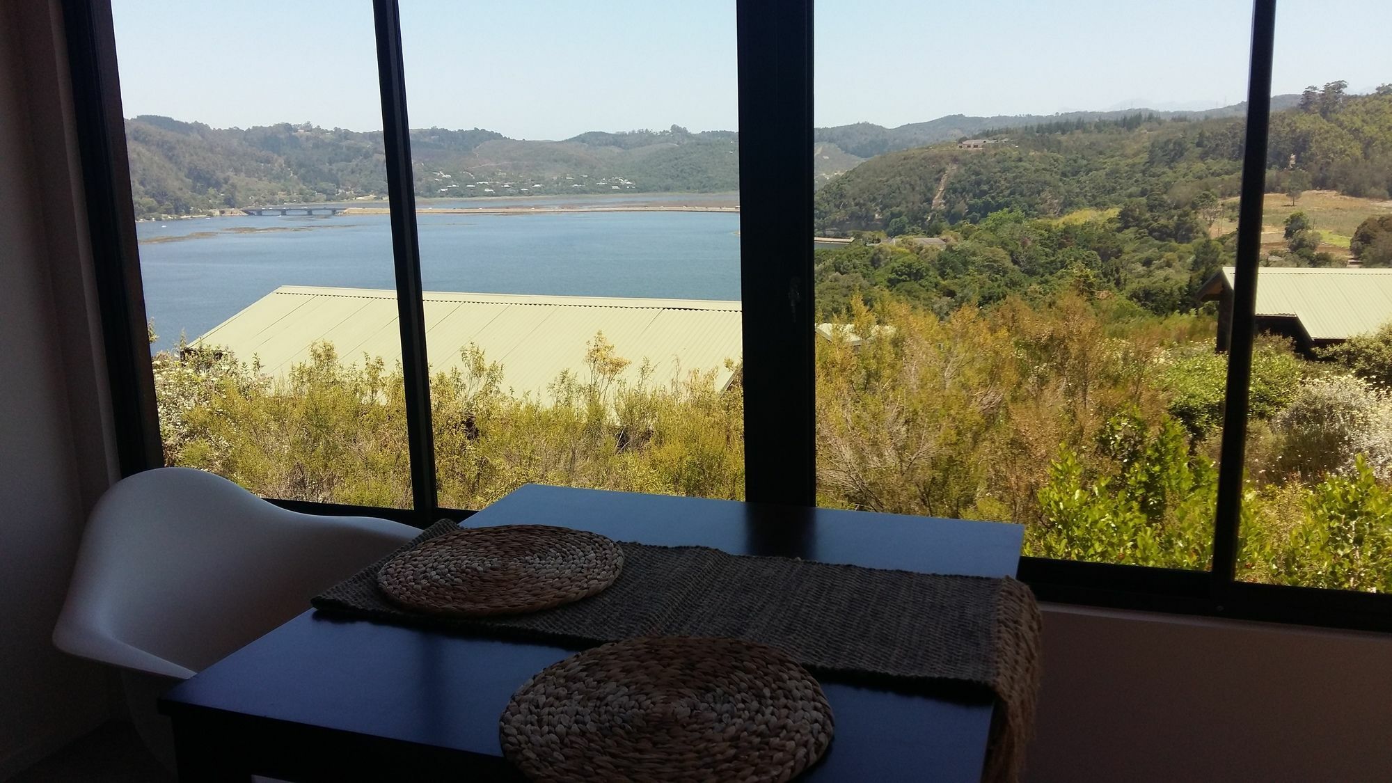 Elephant Hide Of Knysna Guest Lodge Bagian luar foto
