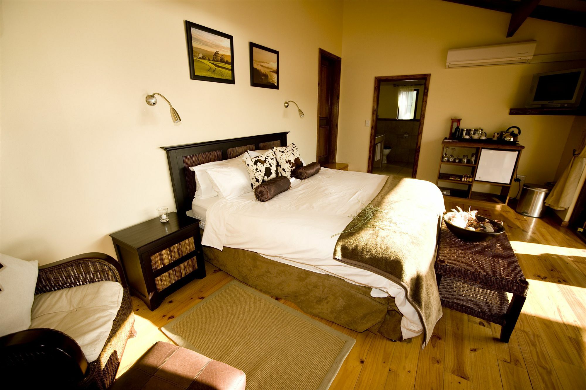 Elephant Hide Of Knysna Guest Lodge Bagian luar foto